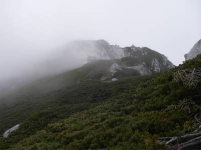 駒峰ヒュッテ手前